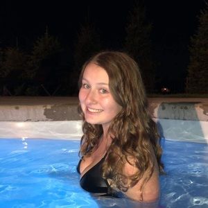 Meet your Posher, Ellie